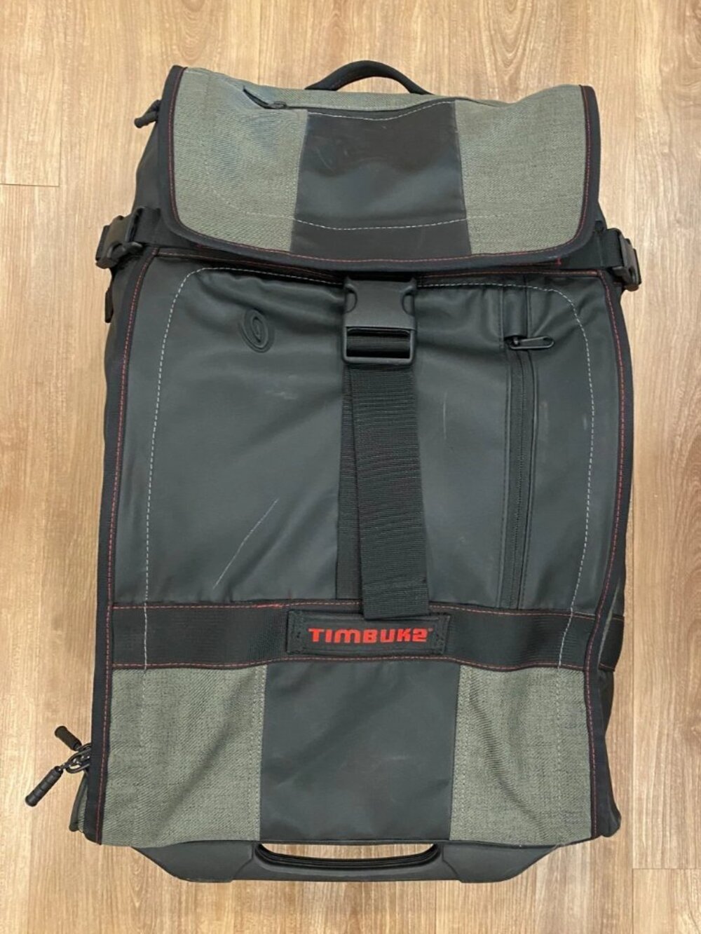 Timbuk2 Aviator Gray Black Wheeled Backpack Carry On Travel Luggage
